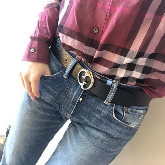 Gucci Black Leather Belt with Gold Buckle and Blue Interior - Picture 12 of 13